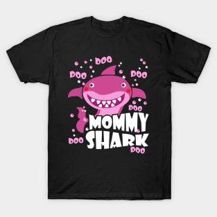 Mommy Shark DOO DOO DOO T-Shirt Mother's Day Gift T-Shirt